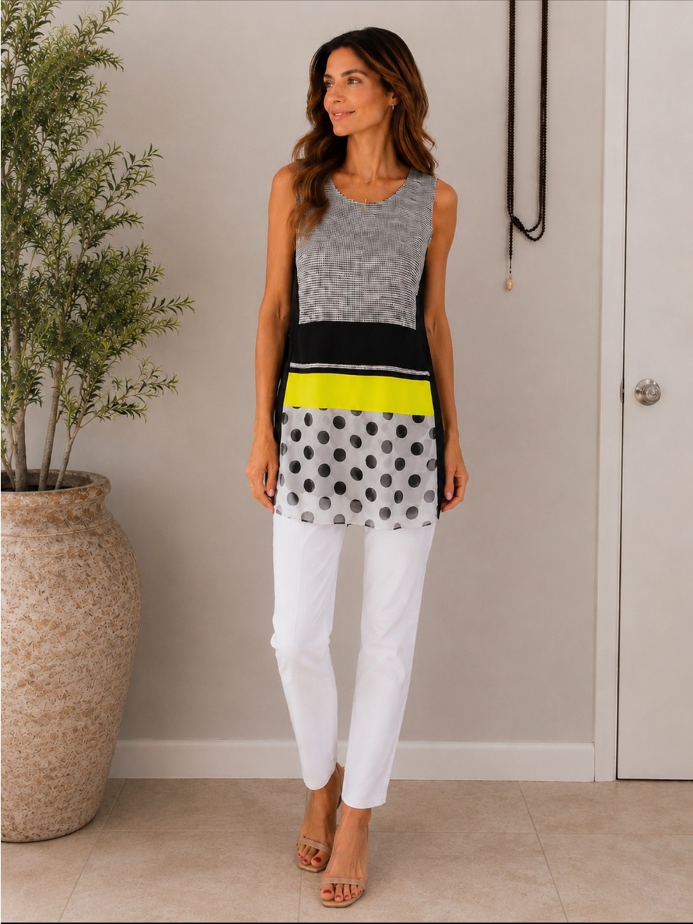 Sleeveless Mixed-Print Tunic Top in Black, Gray & Yellow by